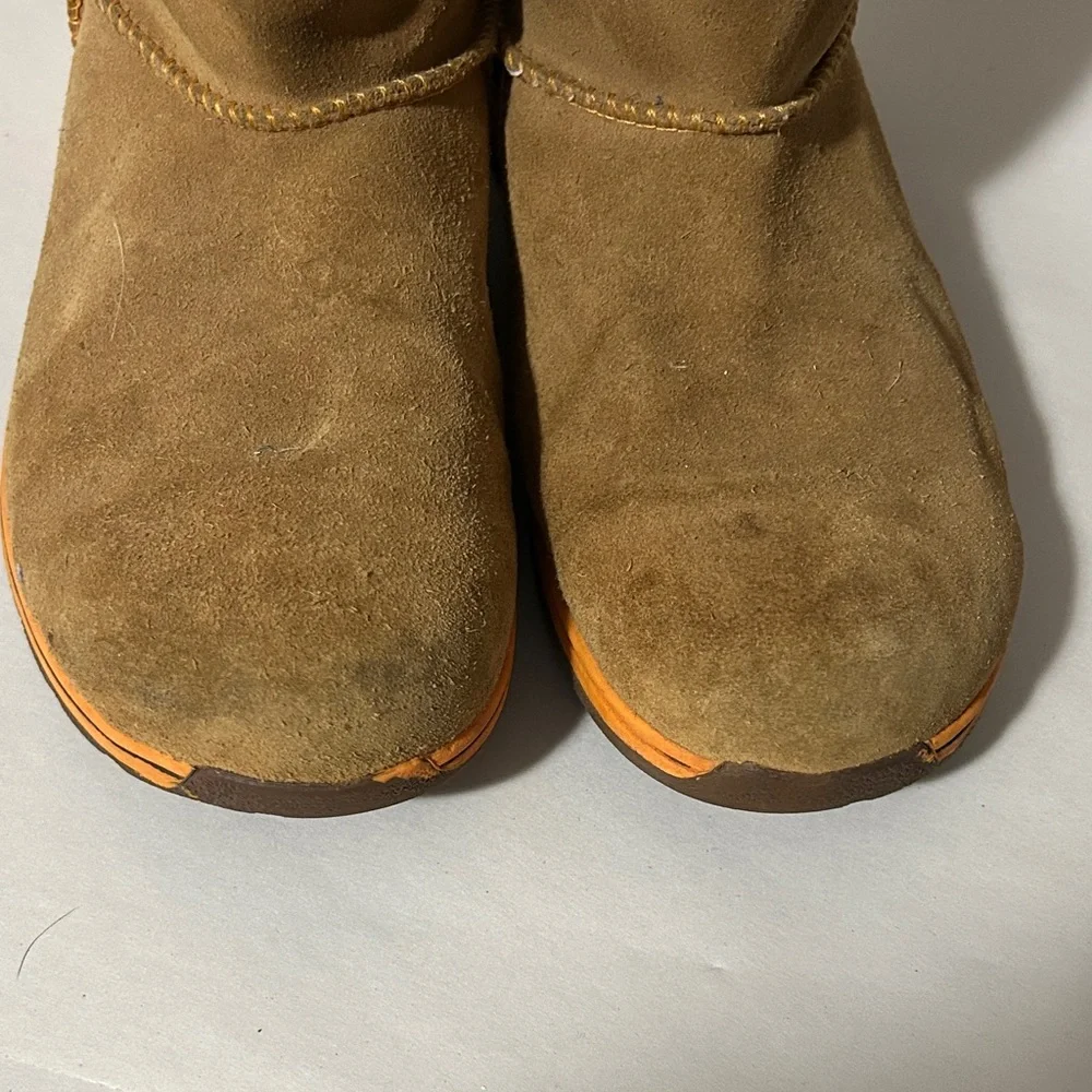 UGG‎ Brown Ankle Boots with Orange Trim